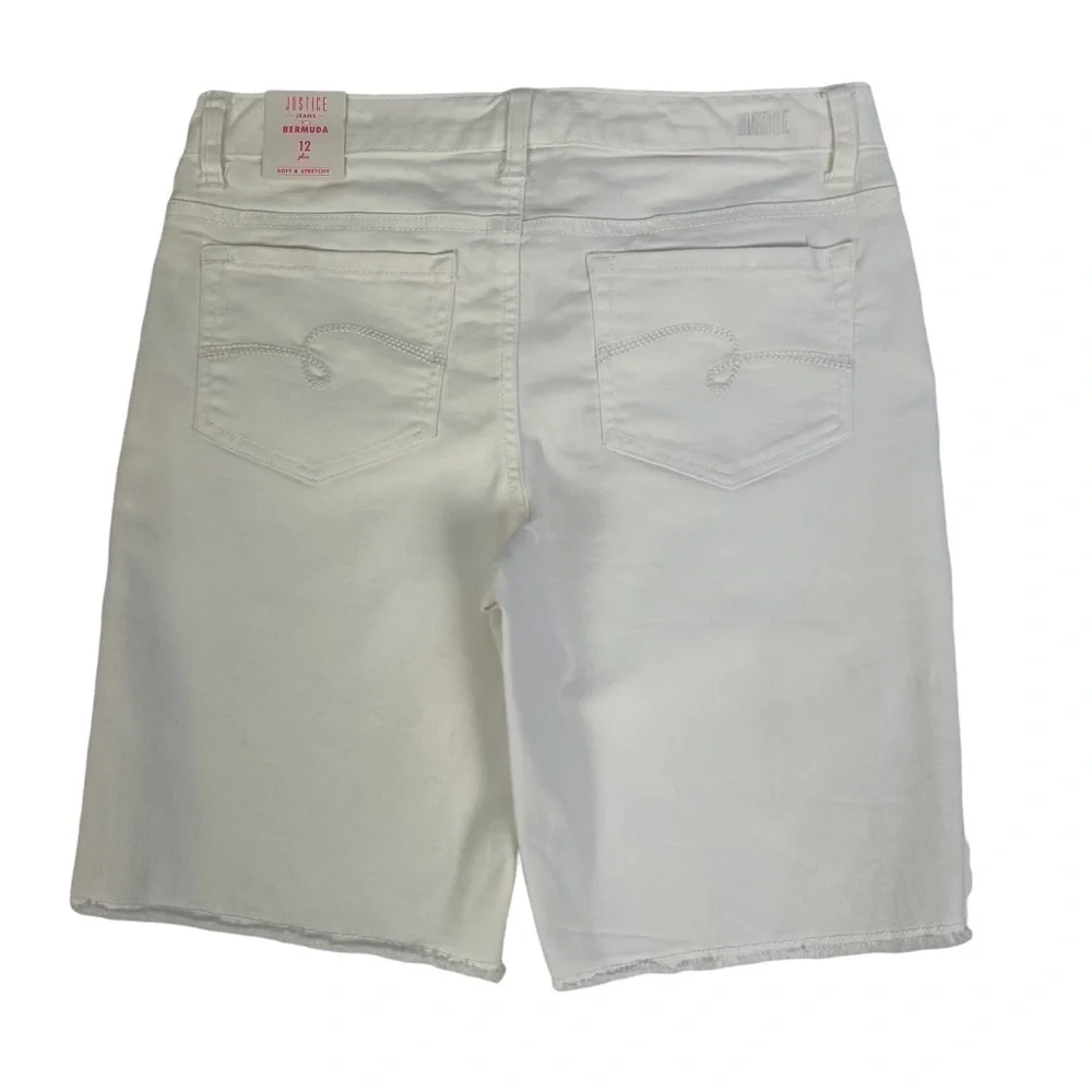 NWT JUSTICE Girl’s Bermuda White Shorts Sz 12 Plus Ripped/Torn Frayed Hem